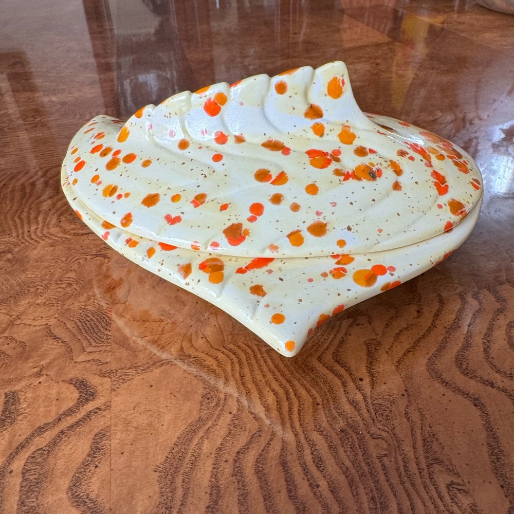 Splatterware Ceramic Dish with Lid - Picture 3 of 11